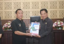 Wali Kota Tomohon Sampaikan Ranperda Perubahan APBD 2026