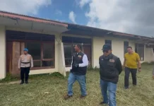 Wakapolda Sulut Tinjau Rudis Polsek Eris yang Rusak Parah