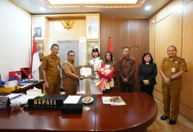 Bupati Minahasa Apresiasi Paskibraka Nasional Faith Maengkom