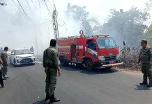 Pemprov Sulut Kerahkan Mobil Damkar dan Satpol PP Bantu Padamkan Karhutla Koka