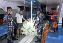 TNI AL & Bea Cukai Gagalkan Penyeludupan Sianida di Pelabuhan Kwandang Gorut