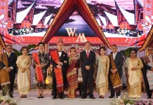 Senduk Hadiri Syukuran Pernikahan Adat Batak Waraney Roeroe dan Monika Manurung