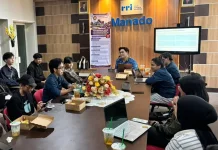 Dosen UNIMA Sosialisasikan Perlindungan Hak Ekonomi Pencipta Lagu di RRI Manado