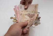 Benarkah Uang Kertas Menjadi Sumber Penyakit Menular pada Manusia?