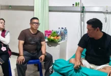 Kunjungi Anggota yang Sakit, Kapolres Boltim Berikan Dukungan Moril
