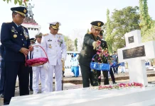 Pangdam Merdeka Hadiri Ziarah Rombongan HUT ke-81 TNI di TMP Kairagi Manado