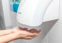 Benarkah Hand Dryer di Mal Bisa Menyebarkan Kuman?