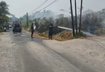 Polsek Tikala Bantu Penanganan dan Amankan TKP Kebakaran Lahan di Ranomut