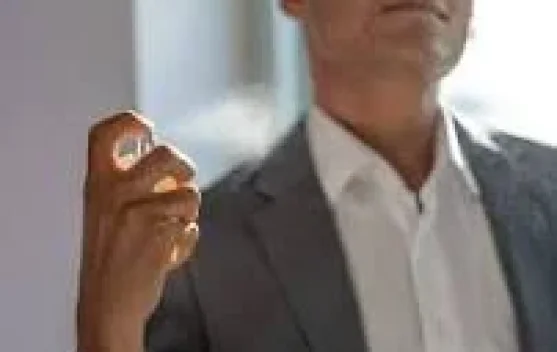 Tips Memakai Parfum agar Maksimal Manfaatnya