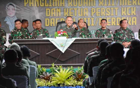 Pangdam Merdeka  Safari Ramadan dan Beri Arahan kepada Prajurit Kodim 1310/Bitung