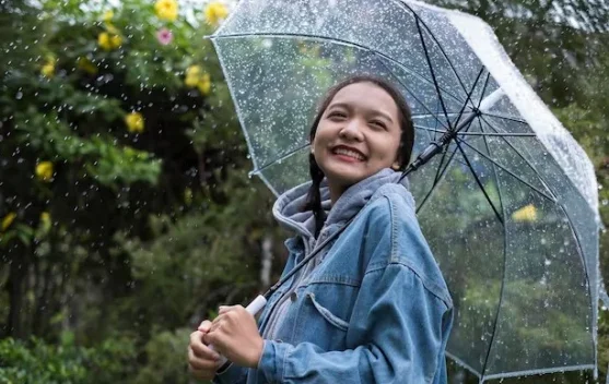 Tips Menjaga Imun saat Cuaca Sering Berubah Drastis