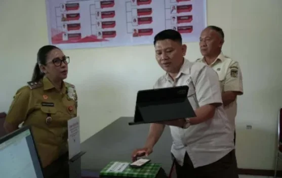 Wabup Vanda Tinjau Implementasi Aplikasi SIKAMANG