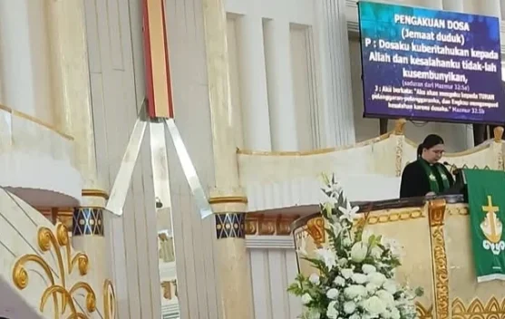 Ibadah Minggu GMIM Sario Kotabaru Tekankan Penyembahan dalam Roh dan Kebenaran
