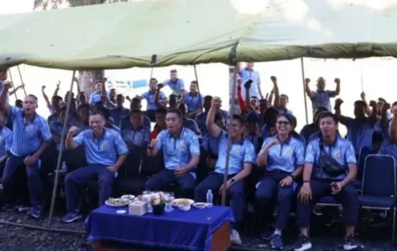 Lanud Sam Ratulangi Gelar Nobar Bola Gembira