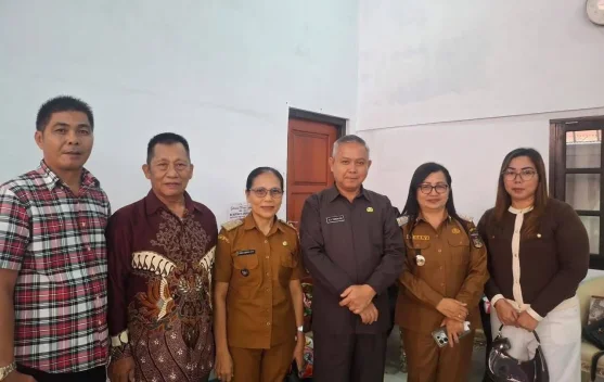 Pemerintah Tombariri Apresiasi Pengabdian Tiga Plt Hukum Tua