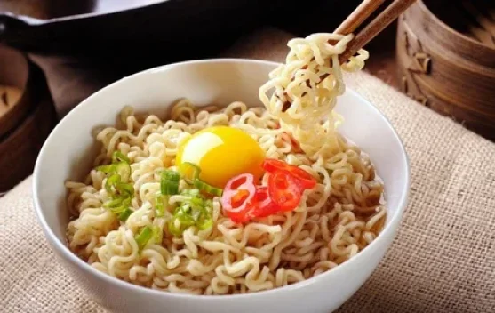 Benarkah Mie Instan Bisa Menjadi Salah Satu Penyebab Fatty Liver