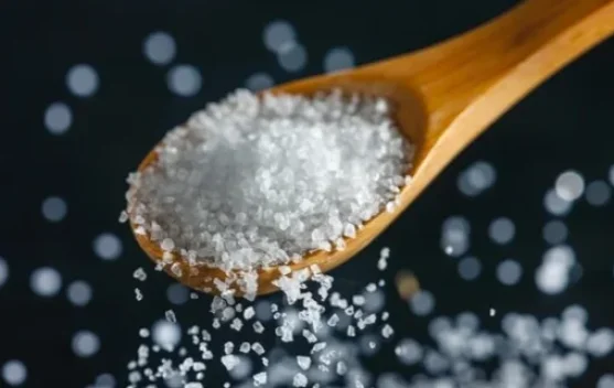 Terlalu Banyak Makanan Asin Tingkatkan Risiko Hipertensi