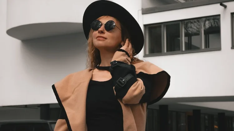Tren Fashion Wanita 2026 Kreatif Elegan Fungsional