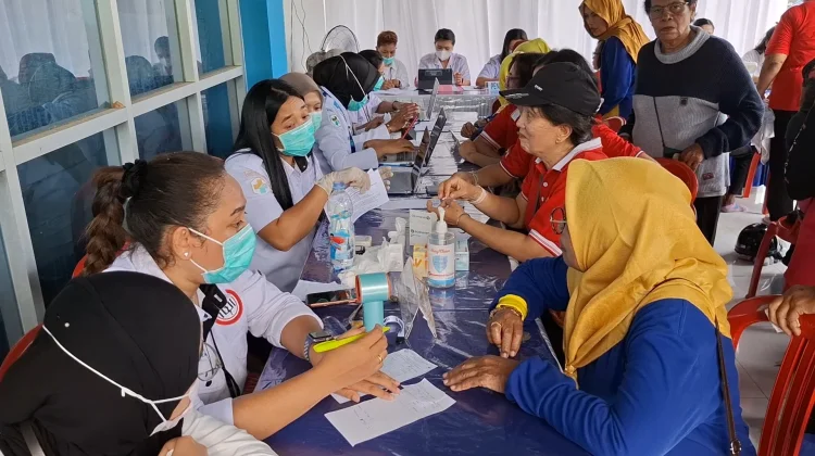 Cek Kesehatan Gratis Warnai HUT PWKI di Manokwari