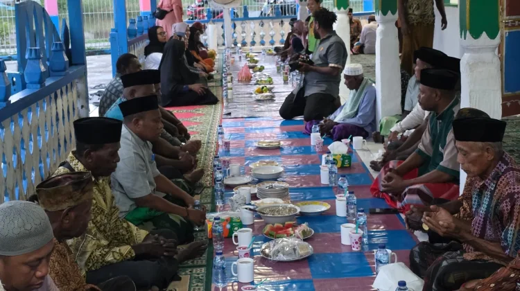 Wabup Joko Lingara Awali Safari Ramadan di Tomu