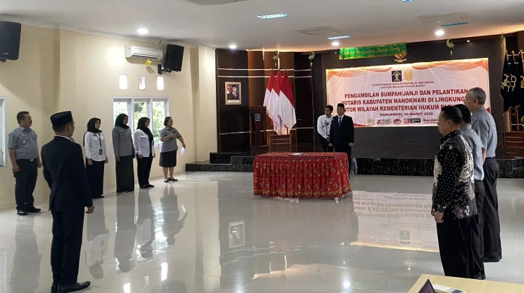 Kanwil Kemenkum Papua Barat Perkuat Layanan Hukum Dengan Lantik Notaris Baru