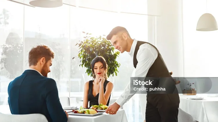 Mengenal Fine Dining, Cara Makan Mewah di Restoran