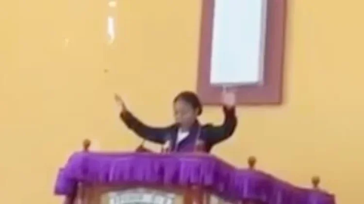GKI Nasaret Fanindi Pantai Gelar Ibadah Minggu Sengsara ke-V