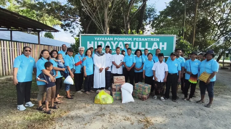 Aksi Berbagi Prapaskah, Umat Paroki Imanuel Sanggeng Tebar Kasih