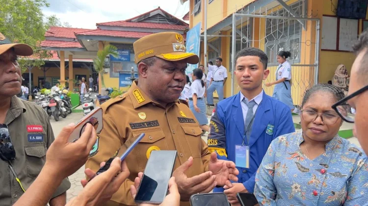 Pemkab Manokwari Pastikan Sekolah Bebas Pungli dan SPP