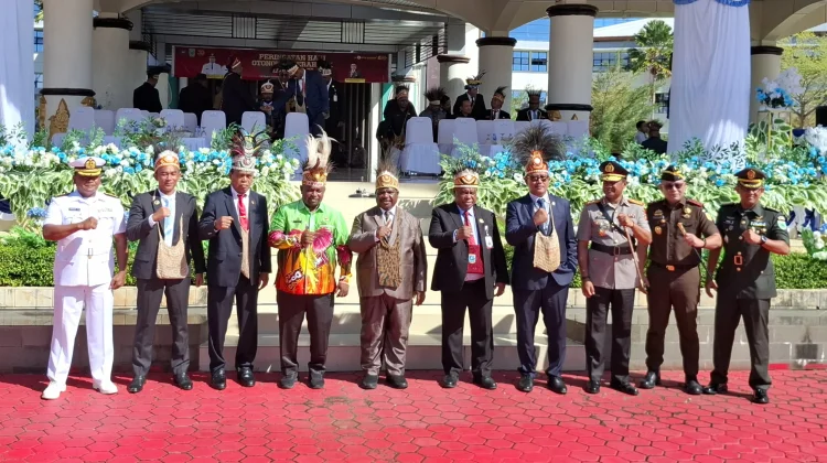 Pemprov Papua Barat Tekankan Kolaborasi dan Efisiensi pada Peringatan Hari Otda