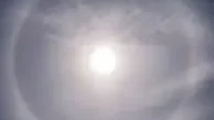 Cincin Cahaya Matahari Fenomena Atmosfer yang Menakjubkan