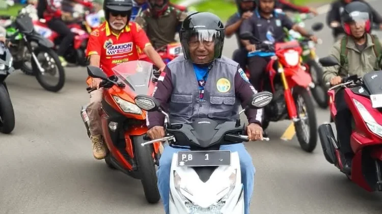 Gubernur Papua Barat Riding Bersama Kodam XVIII/Kasuari ke Yonif 761/Warmare