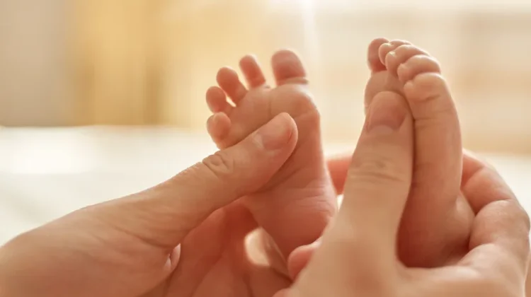Pentingnya Pijat Bayi untuk Perkembangan Fisik dan Emosional