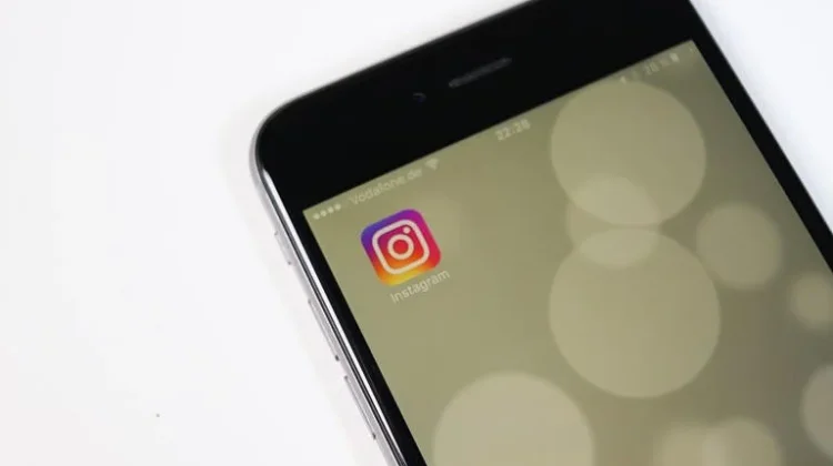 Cara gampang melihat Instagram Stories orang tanpa ketahuan