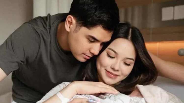 Beberapa artis yang mengurus anak tanpa babysitter