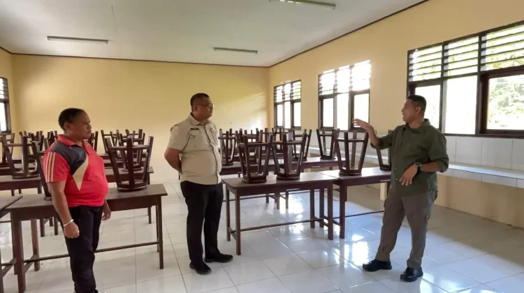 Bupati Bintuni Tinjau Sekolah jelang Kunjungan Menteri Pendidikan