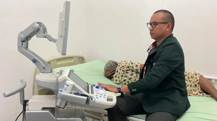 IDI Teluk Bintuni Skrining Jantung Lansia Berisiko Tinggi