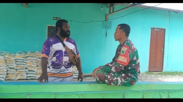 Membangun hubungan silahturahmi, Babinsa rutin melaksanakan Giat Komsos