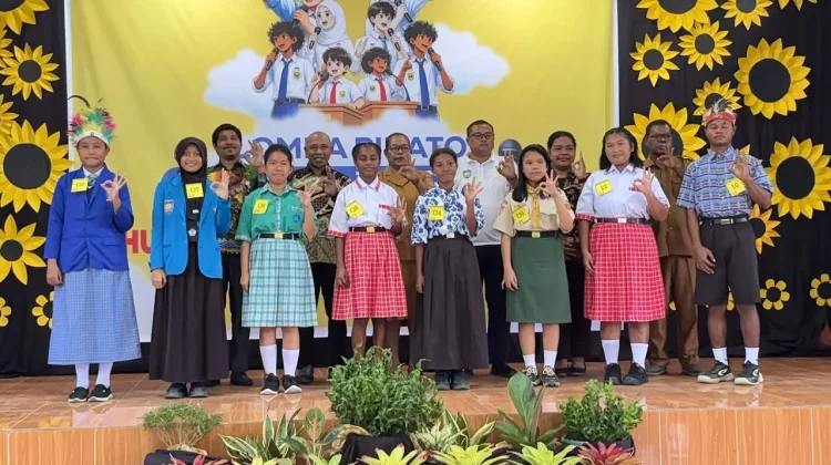 Lomba Pidato Bahasa Inggris Meriahkan HUT Teluk Bintuni ke-23