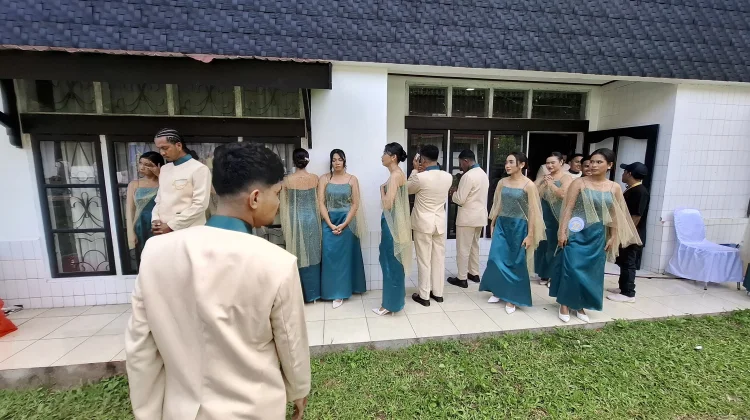 Paduan Suara Remaja Campuran Maluku Tampil Memukau di Pesparawi Nasional XIV
