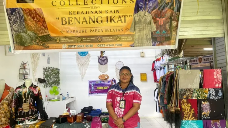 Batik Khas Papua Selatan Hadirkan Kearifan Lokal lewat Motif Rumah Semut dan Rusa