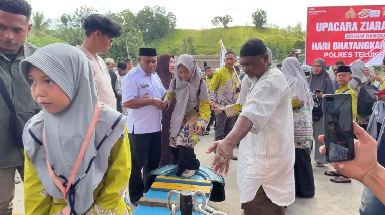 Kafilah MTQ Teluk Bintuni Berangkat ke Kaimana, Wabup: Jaga Nama Baik Daerah