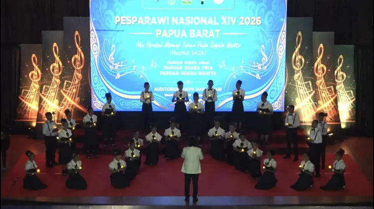 Paduan Suara Anak Papua Barat Tuai Pujian,Mereka Menyanyi dengan Hati