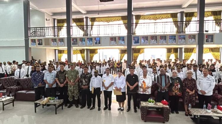 Ratusan CPNS Teluk Bintuni Terima SK setelah Menanti Hampir 10 Bulan