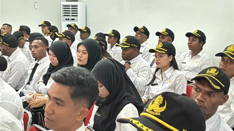 Ratusan CPNS Teluk Bintuni Terima SK setelah Menanti Hampir 10 Bulan