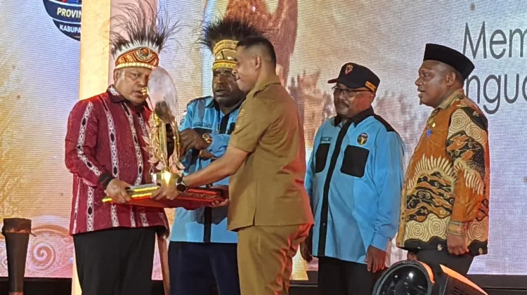 Pesparani IV Papua Barat Resmi Dibuka, 817 Kontingen Semarakkan Bintuni