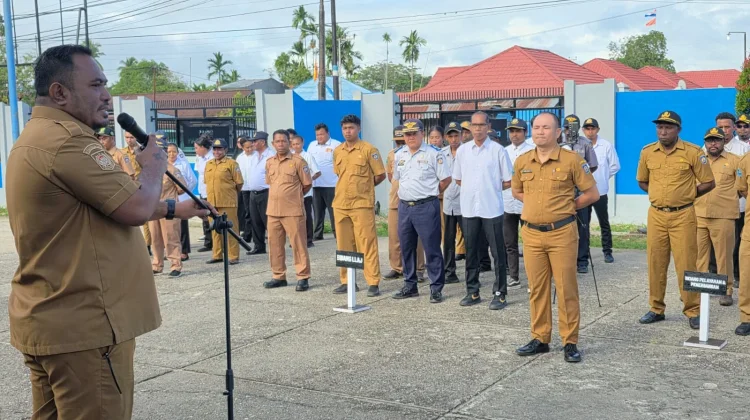 Plt Kadishub Teluk Bintuni Tegaskan Tak Ada Pegawai Makan Gaji Buta