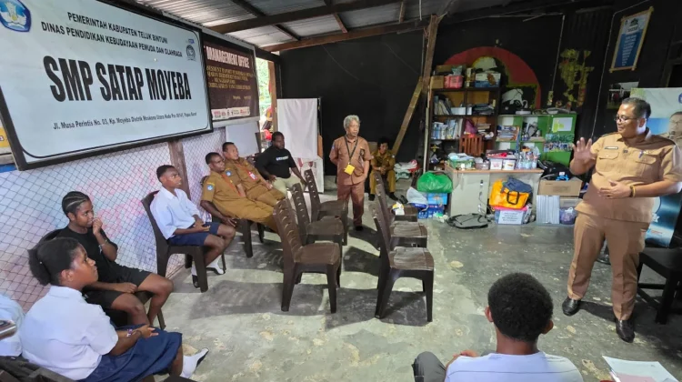 Hanya Enam Siswa Baru, SMP SATAP Moyeba Terancam Tutup Permanen