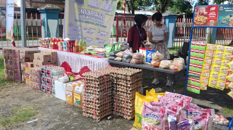 Gerakan Pangan Murah Bantu Warga Papua Barat Penuhi Kebutuhan Dapur.