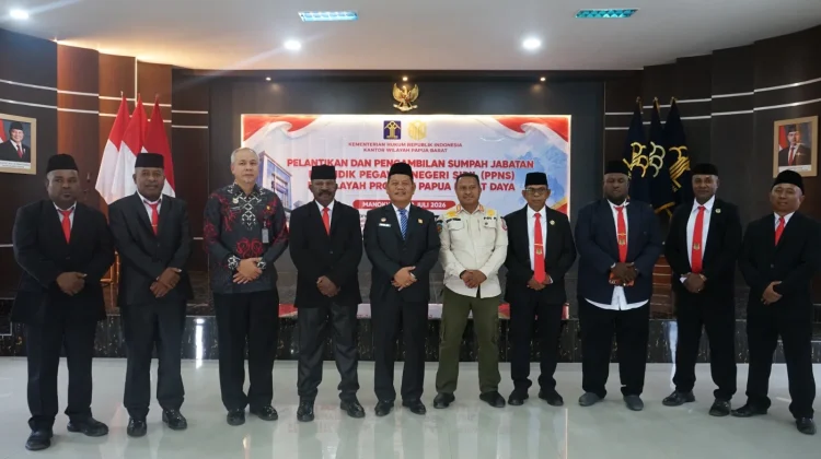 Kemenkum Papua Barat Lantik Tujuh PPNS Satpol PP Papua Barat Daya